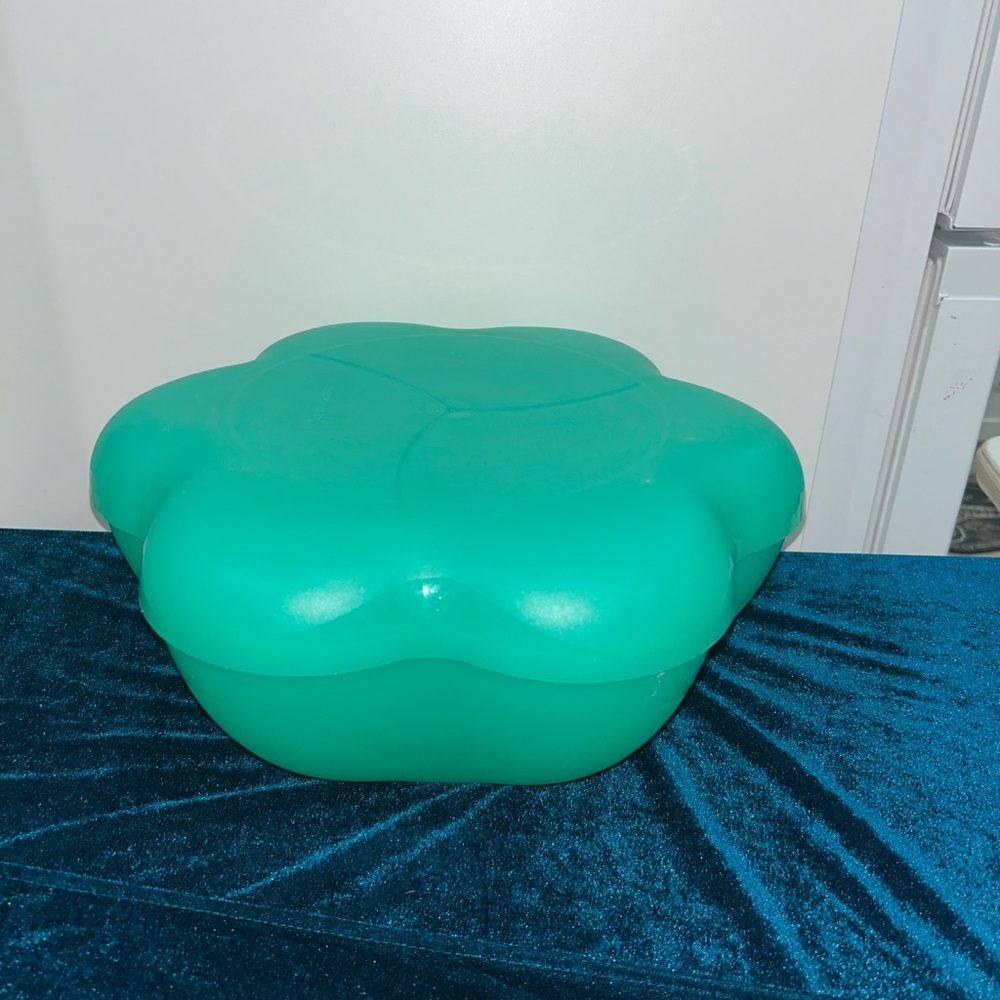 Teal Flower-Shaped Decorative Storage Container
